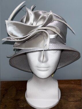 Swan Hat New York Women’s Hat Silver Floral Rhinestone Accents Derby Church